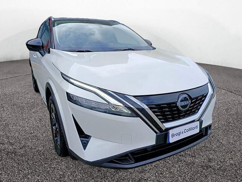 Bianco Usata 2023 Nissan Qashqai SUV | 25.800 € (Buon prezzo) - Immagine 1/4