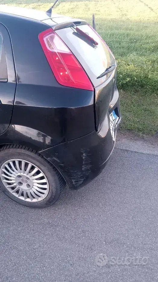 Usata Fiat Grande Punto 75 CV (55 kW) 2008 Nero Utilitaria
