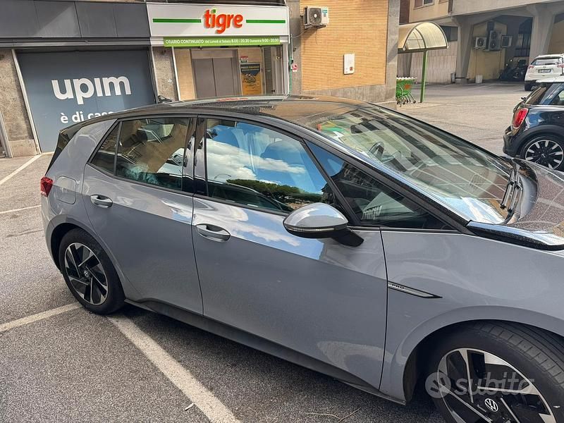 Grigio Usata 2022 VW ID.3 Pro Performance Due volumi | 18.900 € (Super prezzo) - Immagine 1/4