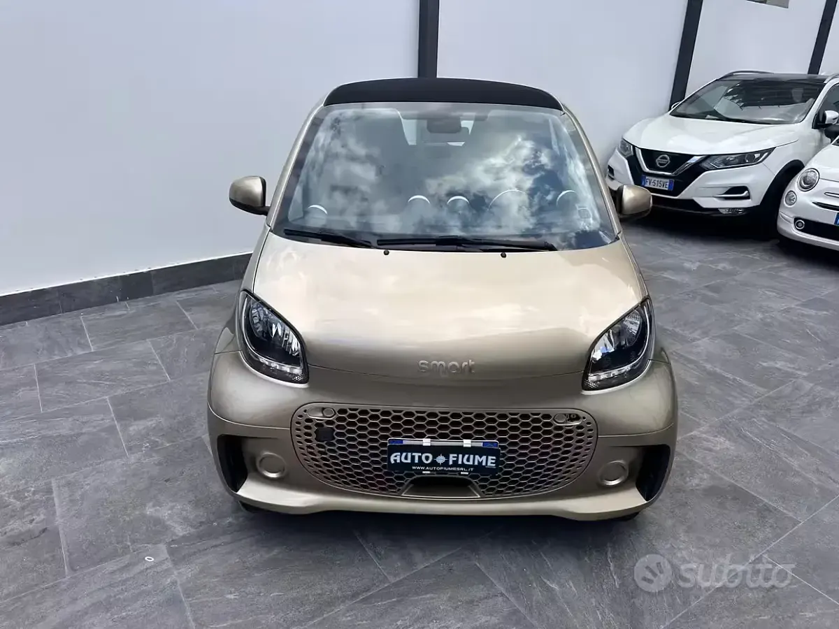 Usata Smart ForTwo Electric Drive Passion 41 kW (56 CV) 2020 Beige Berlina