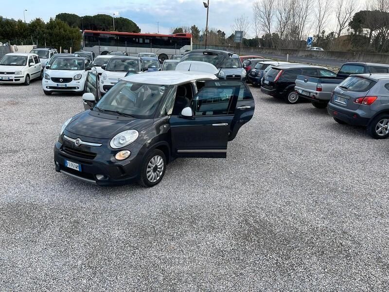 Grigio Usata 2017 Fiat 500L Trekking Monovolume | 13.299 € (Molto cara) - Immagine 1/4
