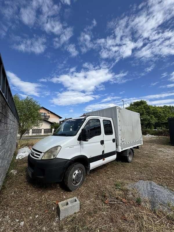 Usata 2007 Iveco Daily Furgone | 4990 € (Buon prezzo) - Immagine 1/4
