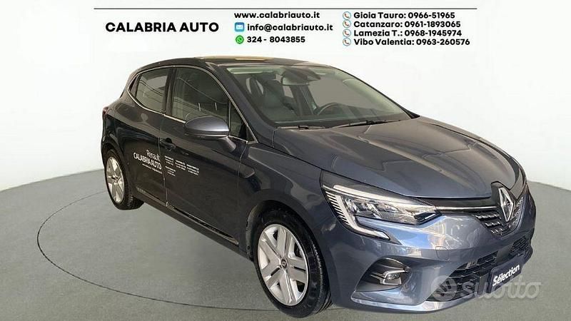 Usata Renault Clio V Intens 140 CV (102 kW) 2021 Grigio scuro Berlina
