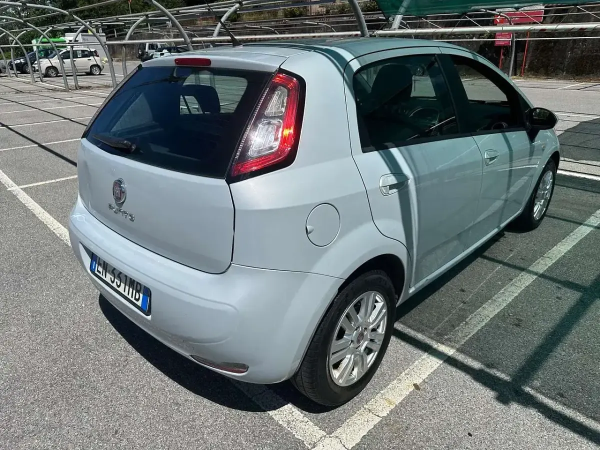 Usata Fiat Punto Evo Dynamic 86 CV (63 kW) 2011 Other Utilitaria