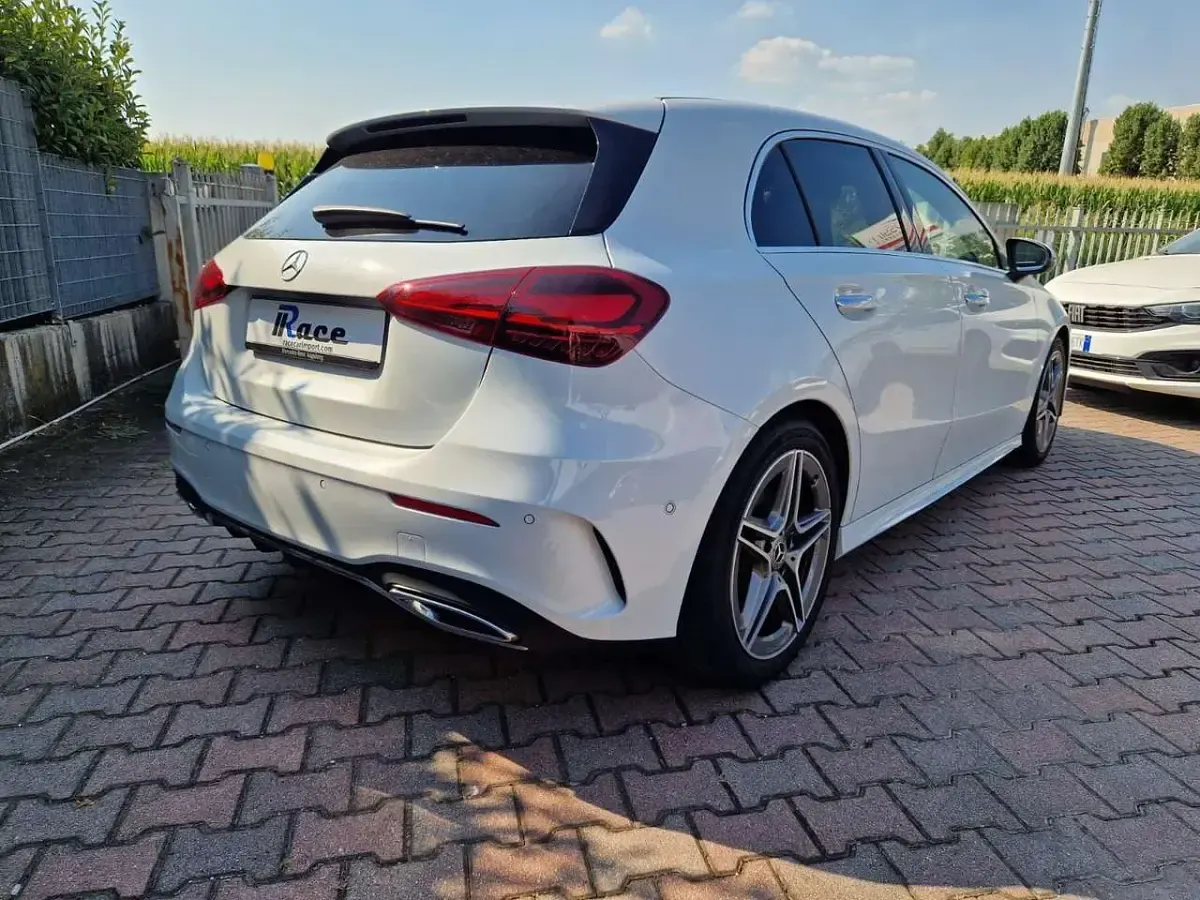 Gebraucht Mercedes A180 Premium 136 PS (100 kW) 2025 Weiß Limousine