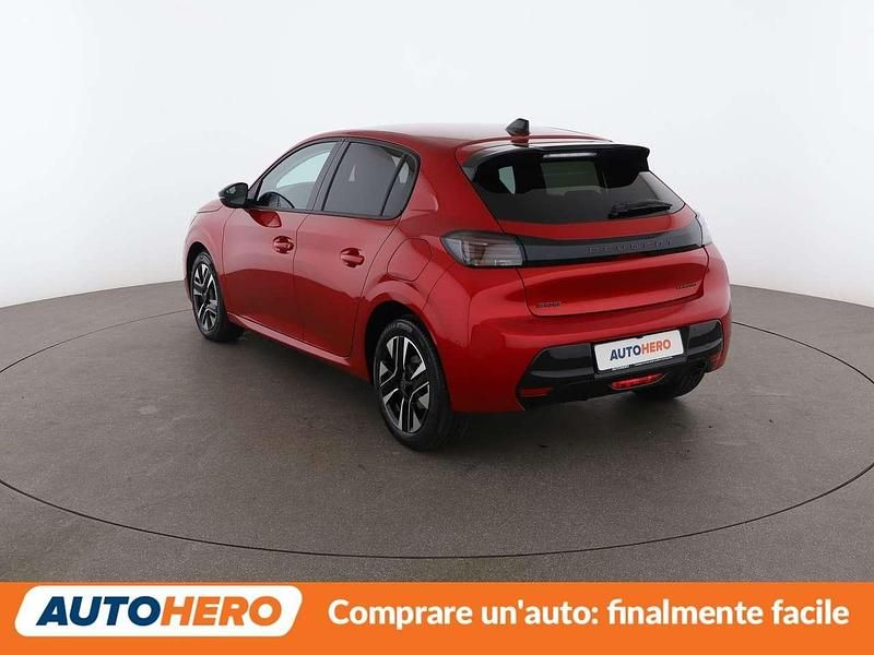 Usata Peugeot 208 Allure 101 CV (74 kW) 2024 Rosso Utilitaria
