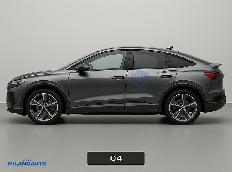 Usata Audi Q4 Sportback e-tron S-Line 210 kW (286 CV) 2024 Grigio SUV