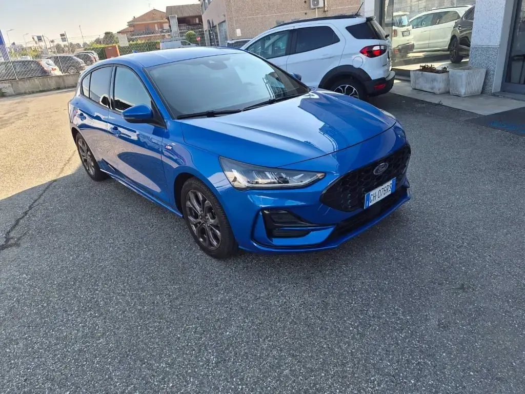 Usata Ford Focus ST-Line X 125 CV (91 kW) 2022 Desert island blue (metallizzato) Berlina