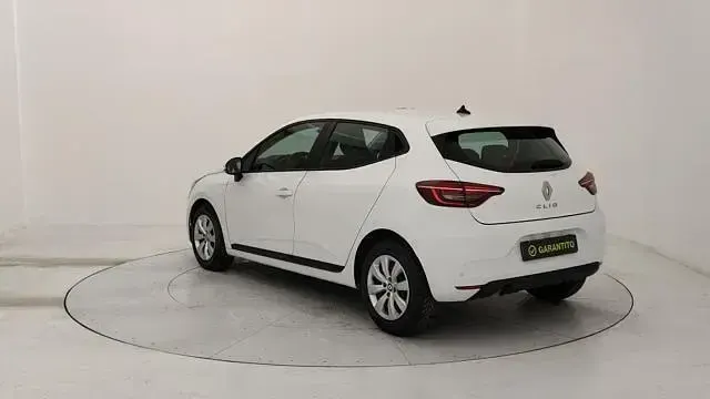 Usata Renault Clio V Business 86 CV (63 kW) 2021 Bianco Berlina