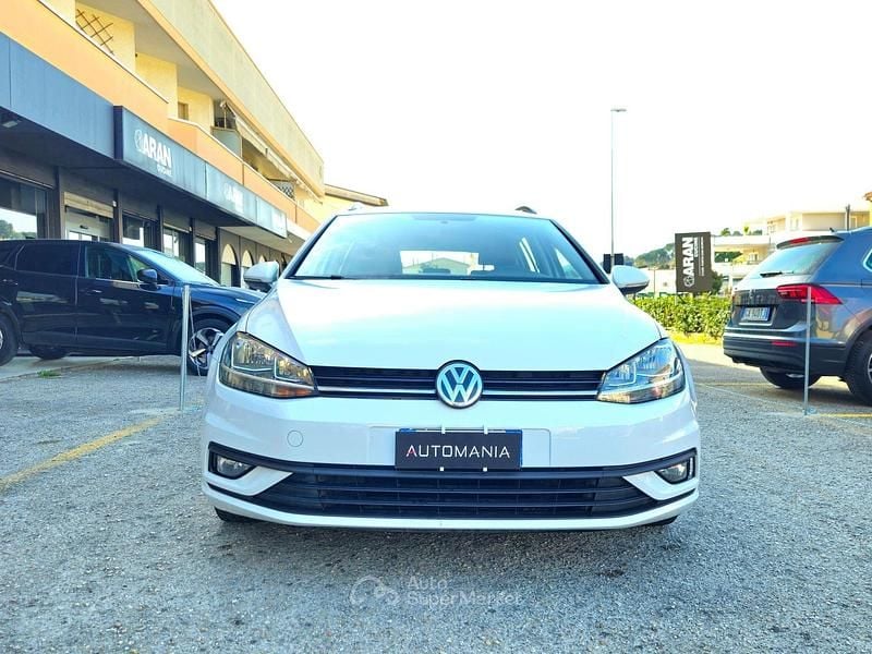 Usata VW Golf VII Executive 116 CV (85 kW) 2019 Argento Station wagon