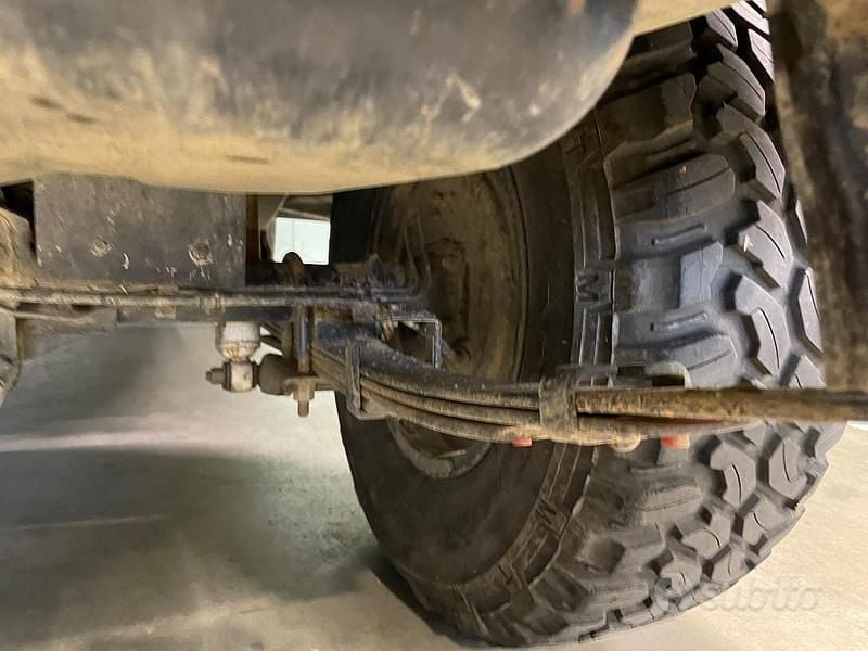 Usata Daihatsu Rocky 91 CV (66 kW) 1988 Rosso SUV