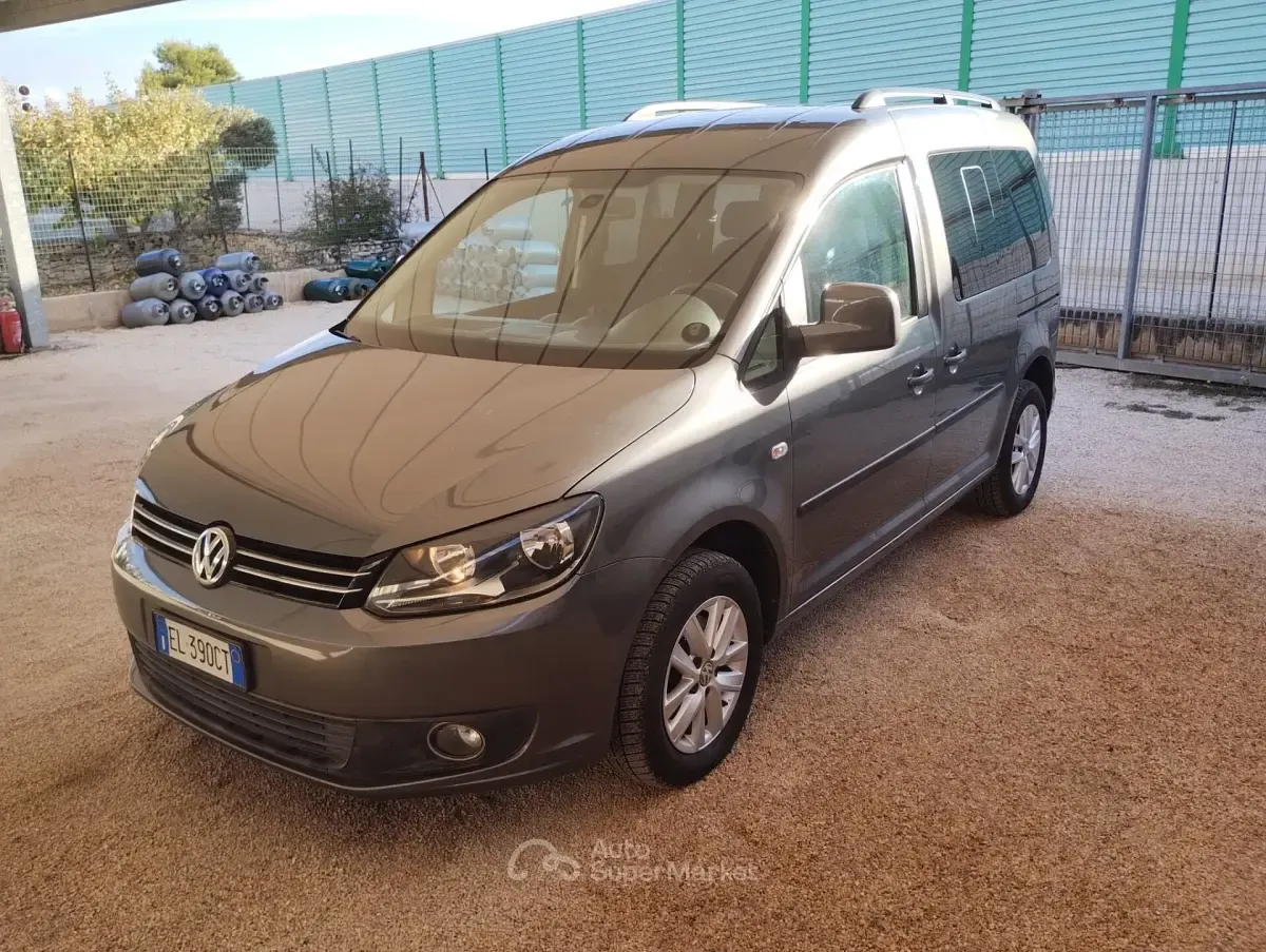 Usata VW Caddy Highline 102 CV (75 kW) 2011 Grigio Monovolume