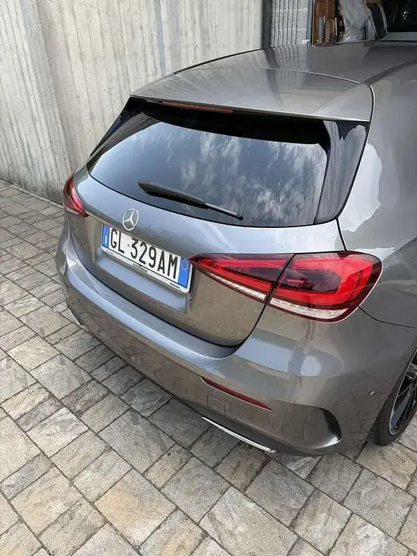 Usata Mercedes A180 Premium 116 CV (85 kW) 2022 Berlina