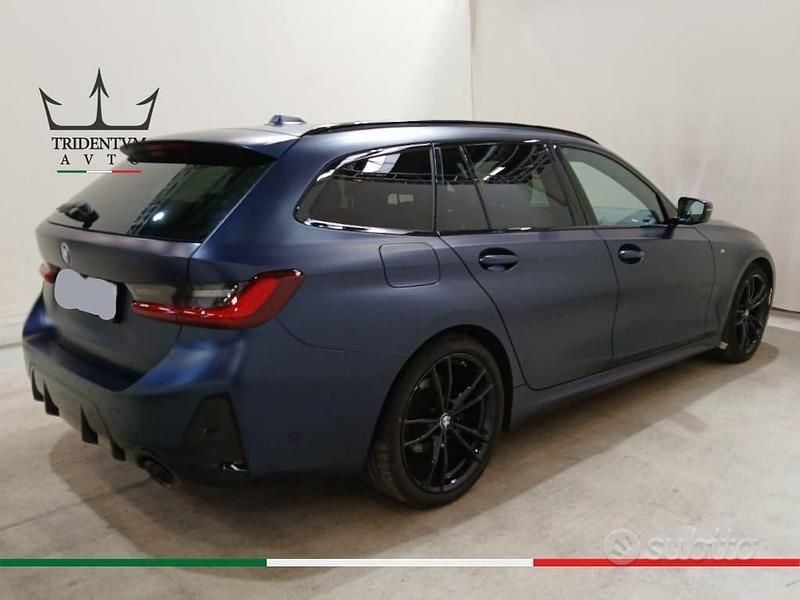 Usata BMW 320e M Sport 2024 Blu Station wagon