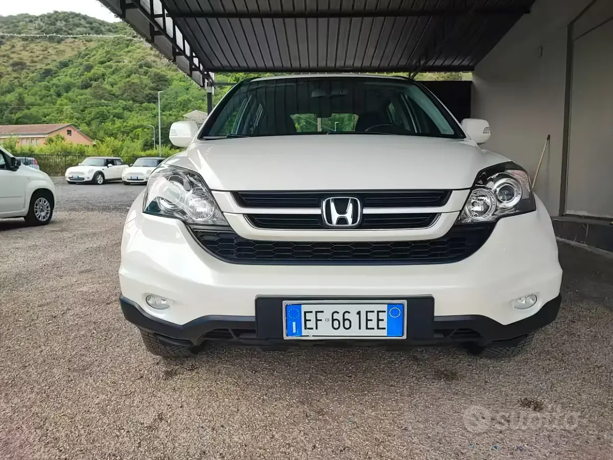 Usata Honda CR-V Elegance 150 CV (110 kW) 2011 Bianco SUV