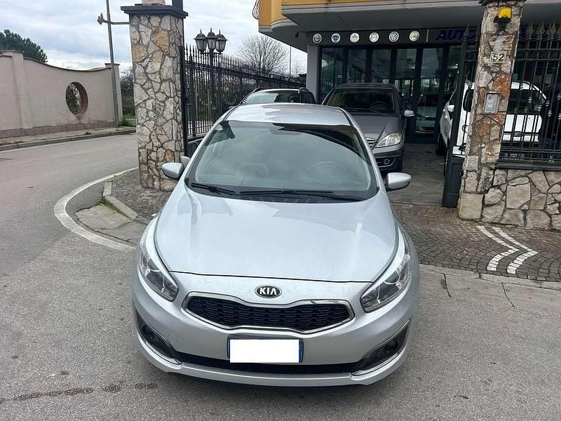 Usata Kia Ceed GT GT-Line 110 CV (80 kW) 2016 Argento Berlina