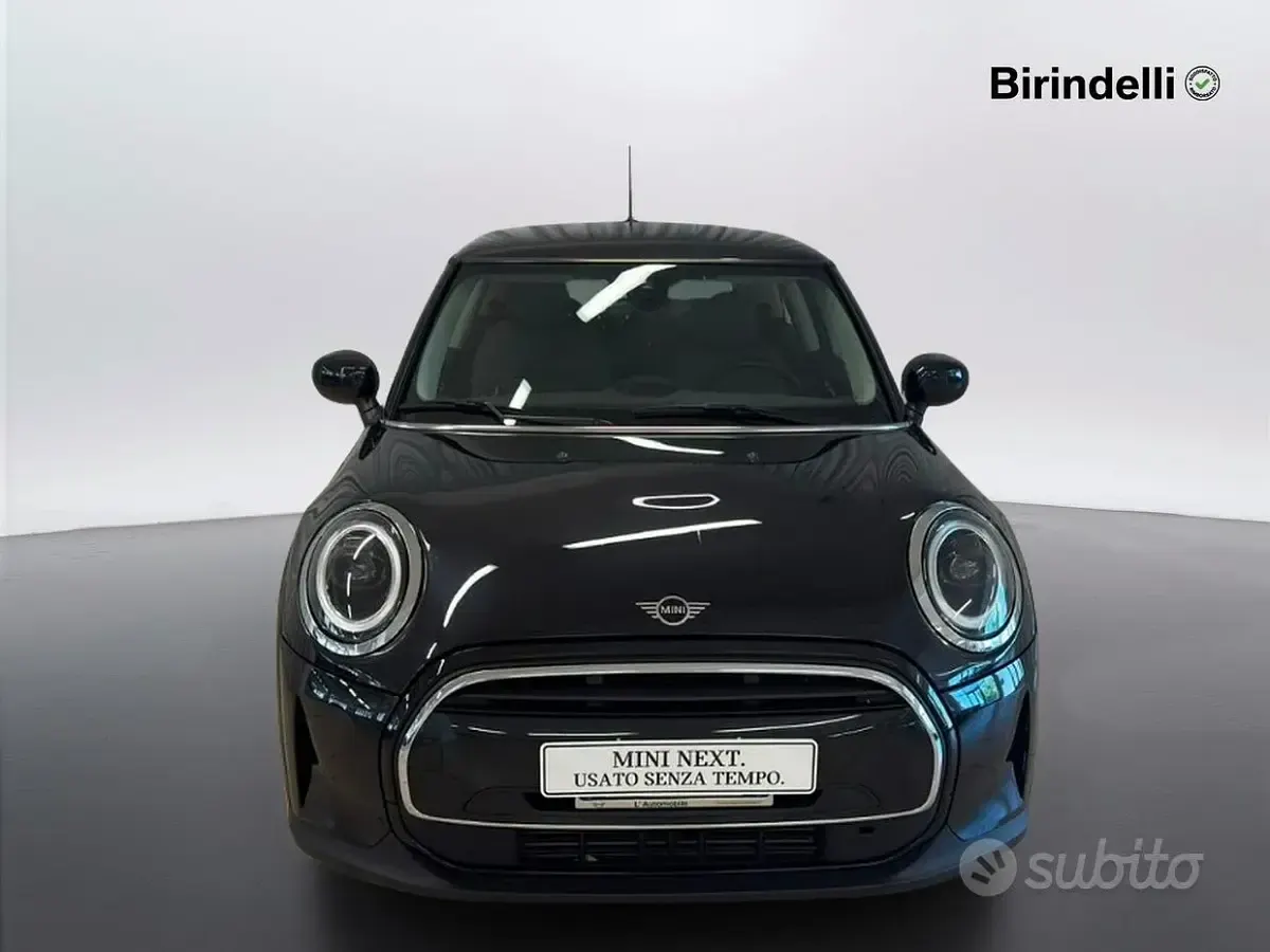 Usata Mini ONE Classic 102 CV (75 kW) 2022 Blu Utilitaria