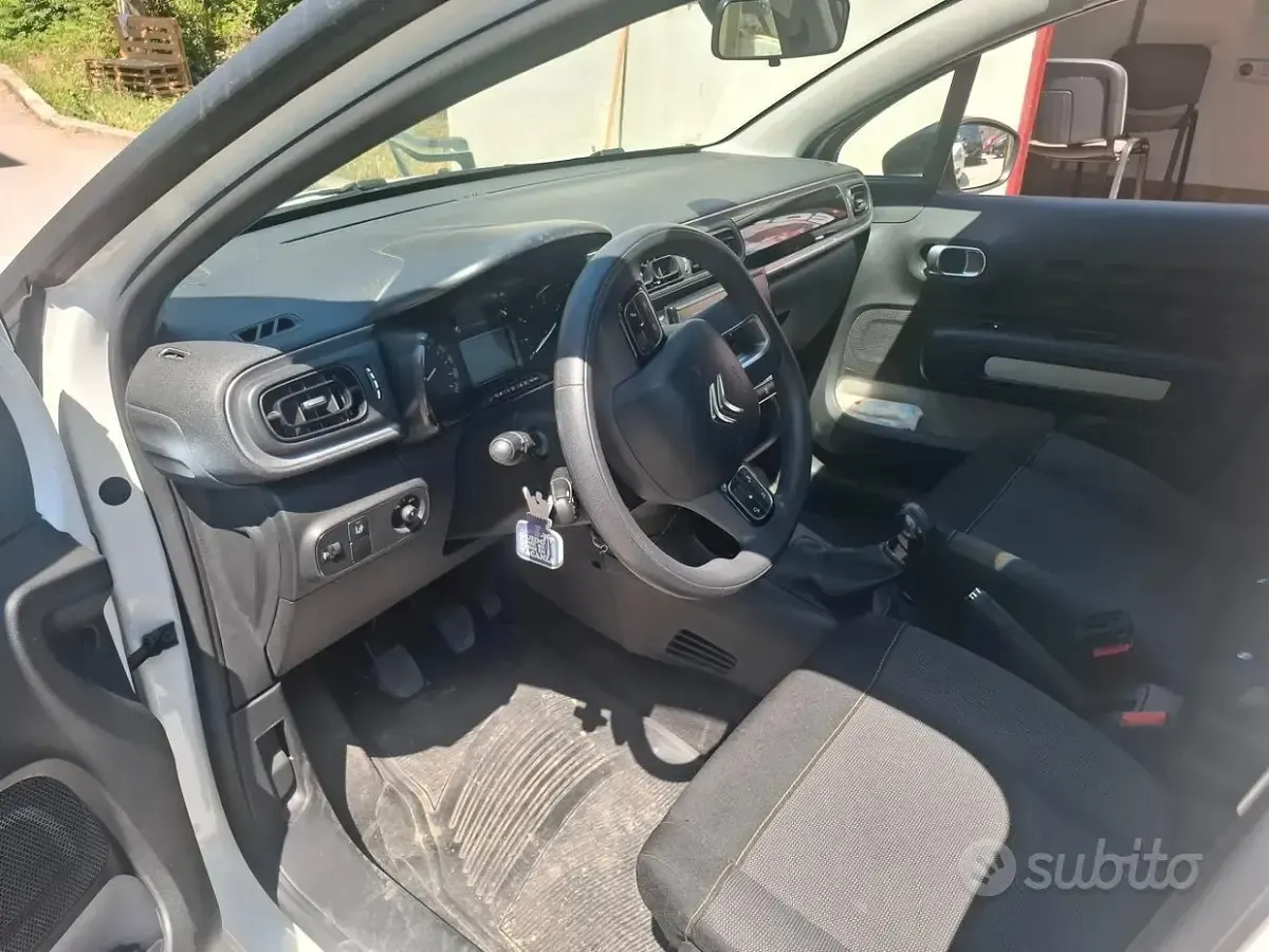 Usata Citroën C3 Shine 75 CV (55 kW) 2017 Bianco Berlina
