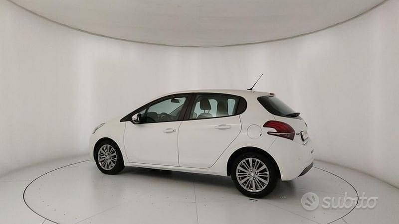Usata Peugeot 208 Allure 99 CV (72 kW) 2019 Bianco Utilitaria