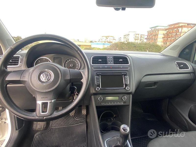 Usata VW Polo 75 CV (55 kW) 2011 Bianco Utilitaria