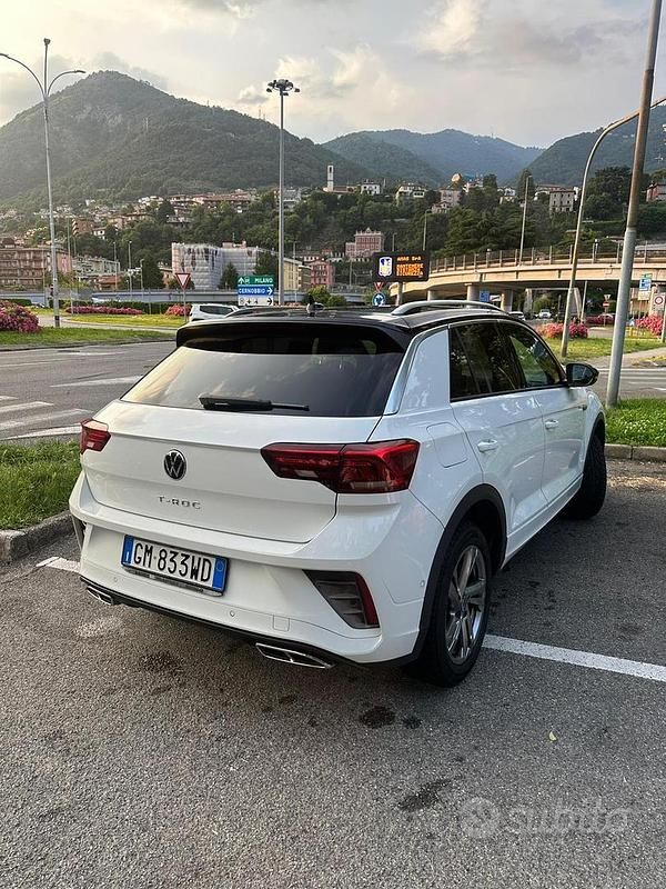 Usata VW T-Roc R-line 116 CV (85 kW) 2023 SUV