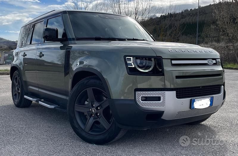 Usata Land Rover Defender SE 200 CV (147 kW) 2023 Verde SUV