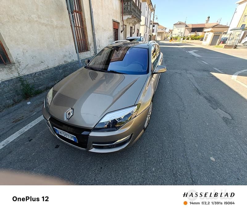 Usata Renault Laguna III 173 CV (127 kW) 2012 Argento Station wagon