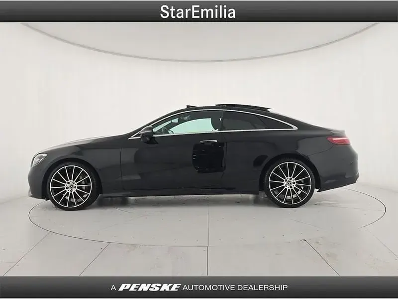 Gebraucht Mercedes E450 Premium Plus 367 PS (269 kW) 2022 Coupé