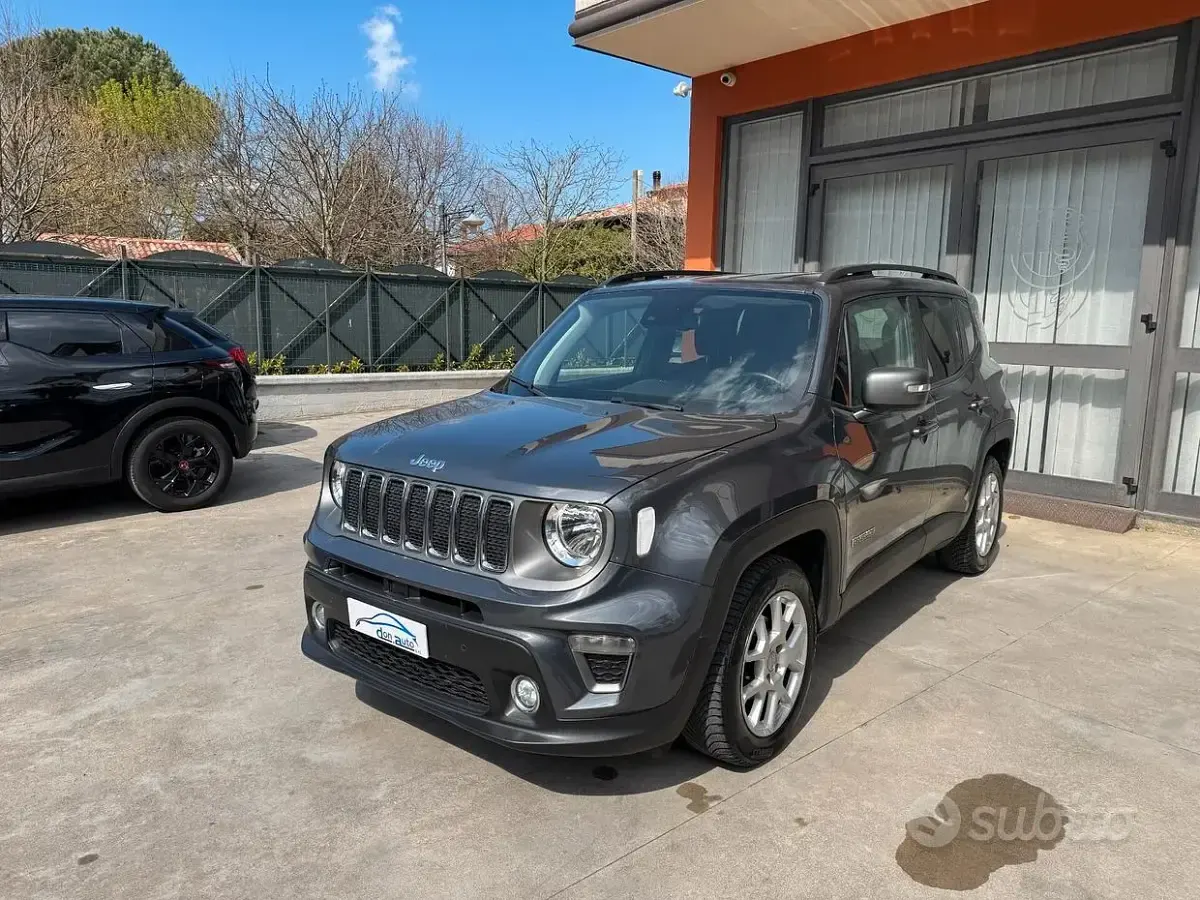 Usata Jeep Renegade Limited 130 CV (95 kW) 2021 Grigio SUV