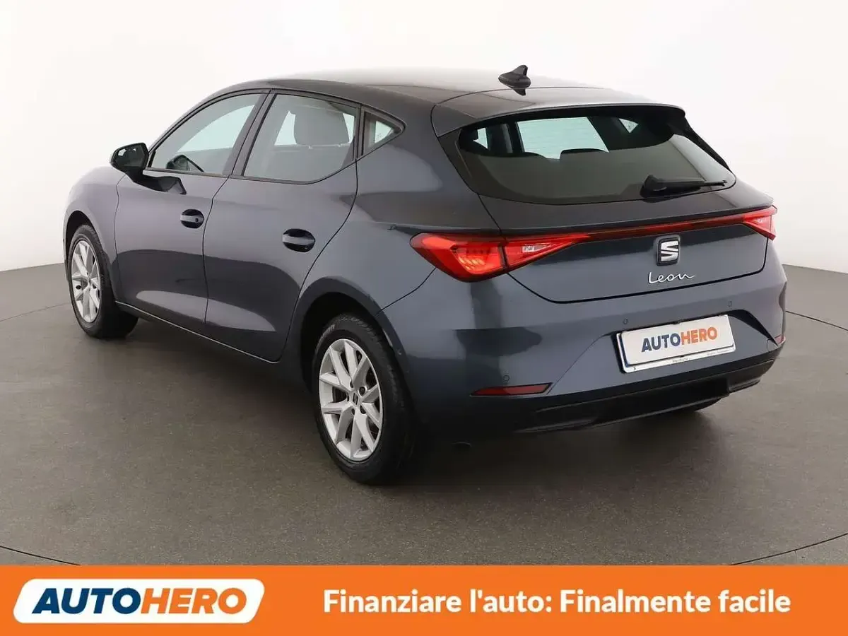 Usata Seat Leon Style 116 CV (85 kW) 2023 Grigio Berlina