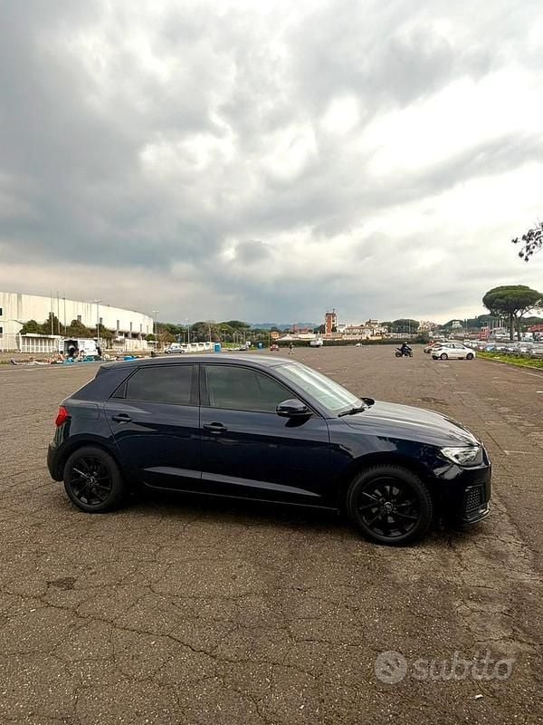 Usata Audi A1 Sportback 116 CV (85 kW) 2019 Blu Utilitaria