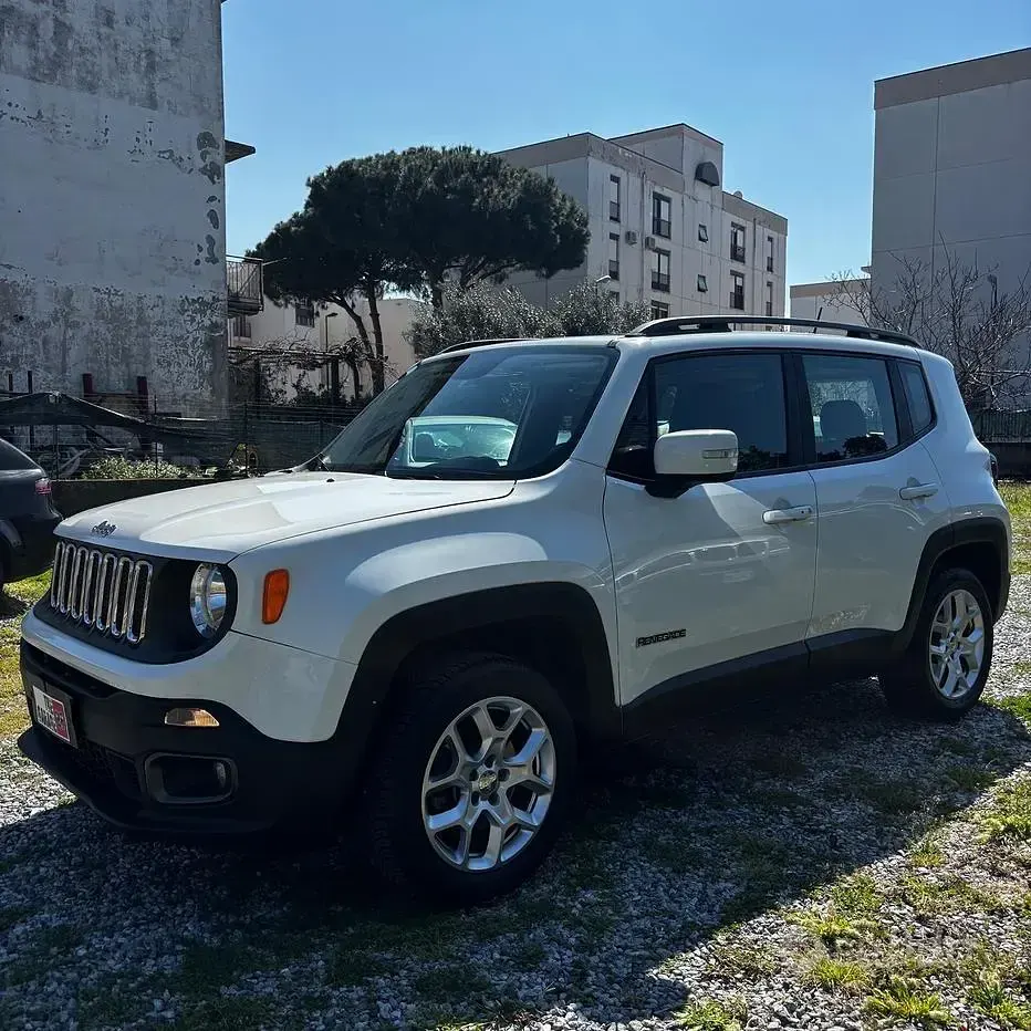 Usata Jeep Renegade Longitude 140 CV (102 kW) 2015 Bianco SUV