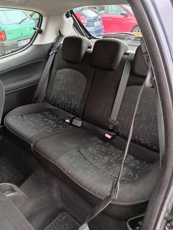 Usata Peugeot 206 75 CV (55 kW) 2003 Berlina