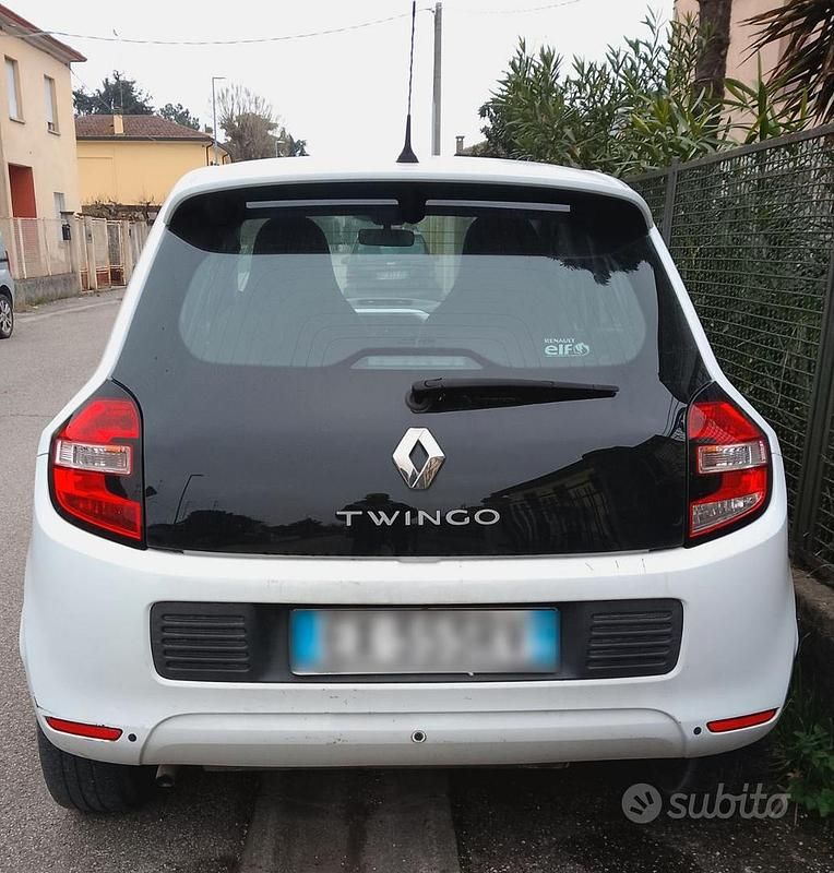 Usata Renault Twingo 70 CV (51 kW) 2015 Bianco Utilitaria