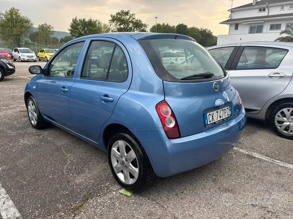 Usata Nissan Micra 80 CV (58 kW) 2003 Blu Utilitaria