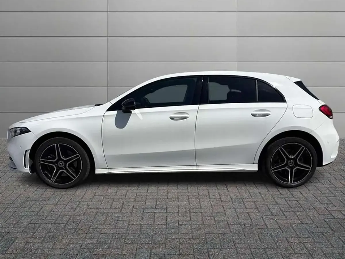 Usata Mercedes A250 Premium 218 CV (160 kW) 2021 Bianco polare Berlina