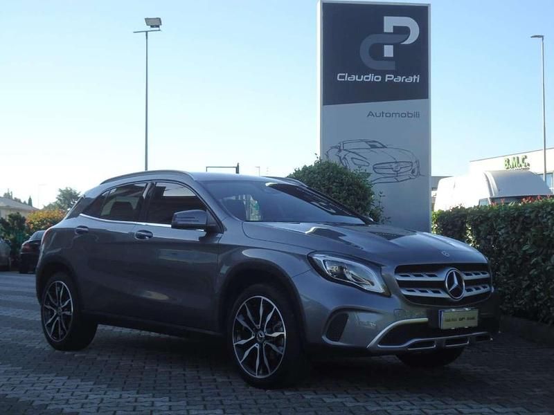 Usata Mercedes GLA200 136 CV (100 kW) 2018 Mountain SUV