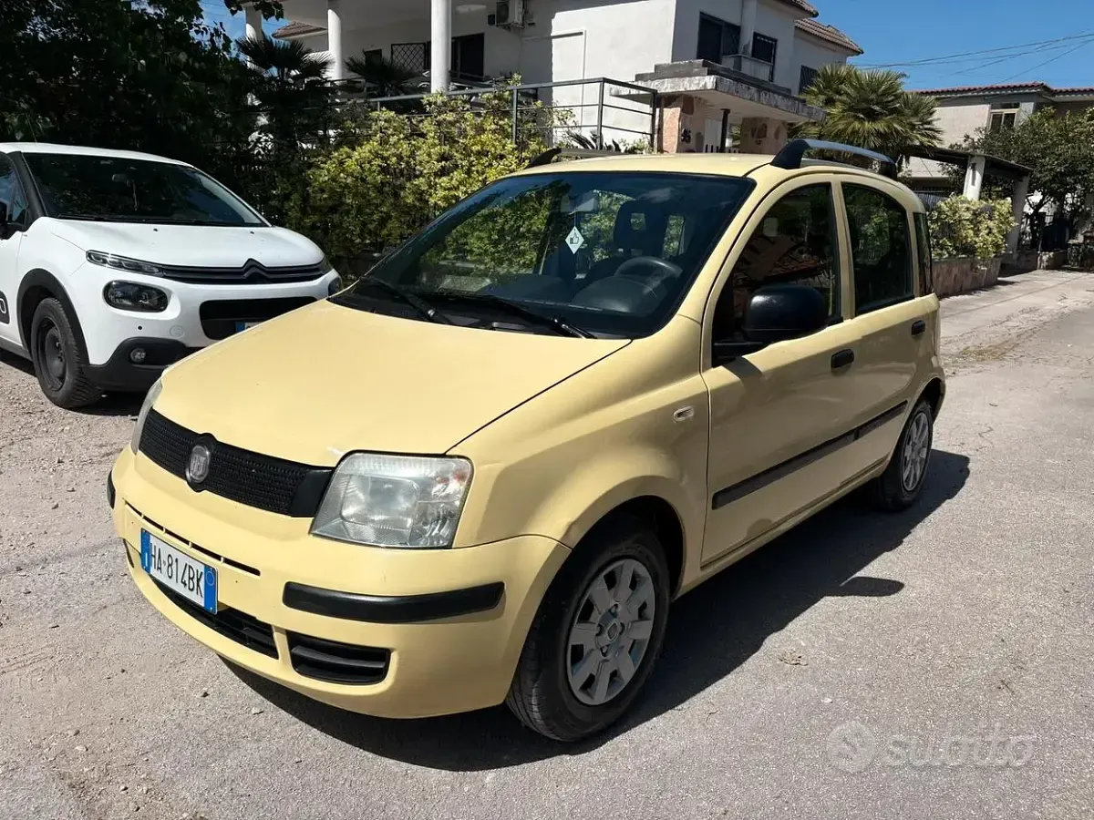 Usata Fiat Panda 69 CV (50 kW) 2010 Giallo Utilitaria