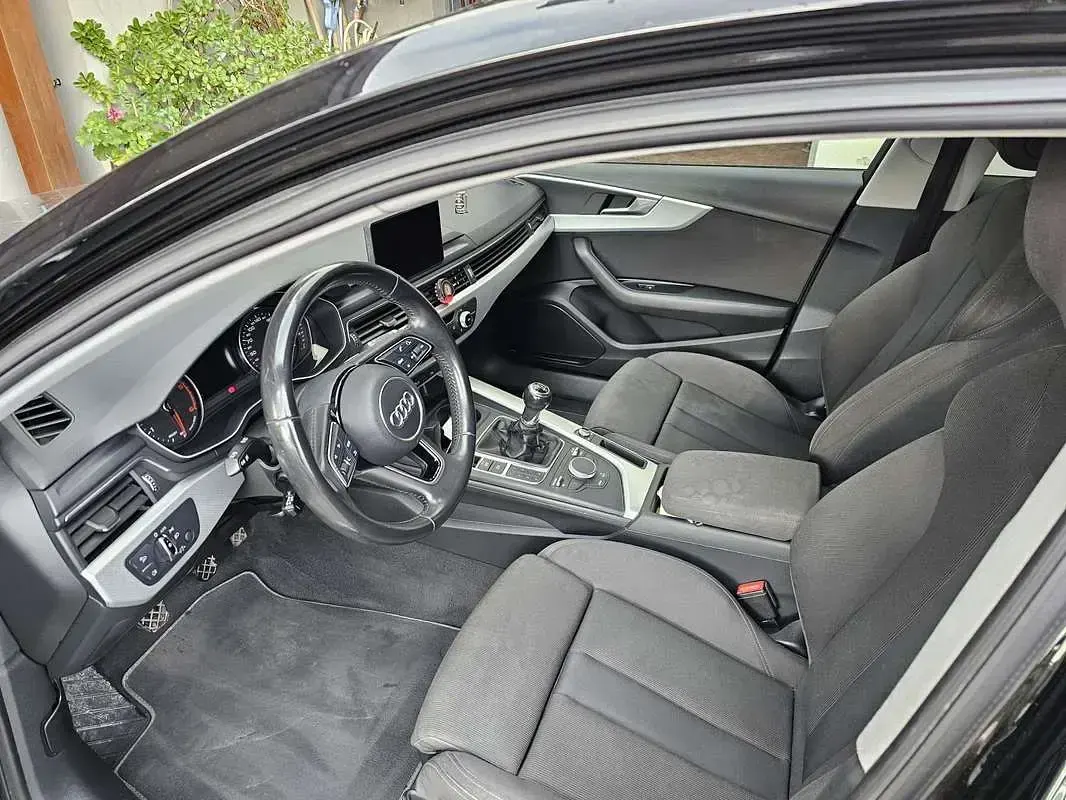 Usata Audi A4 Business 150 CV (110 kW) 2016 Nero Station wagon
