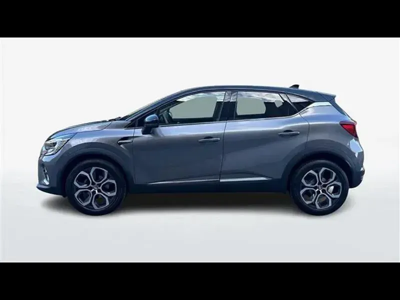 Usata Renault Captur Intens 100 CV (73 kW) 2023 Grigio scuro SUV