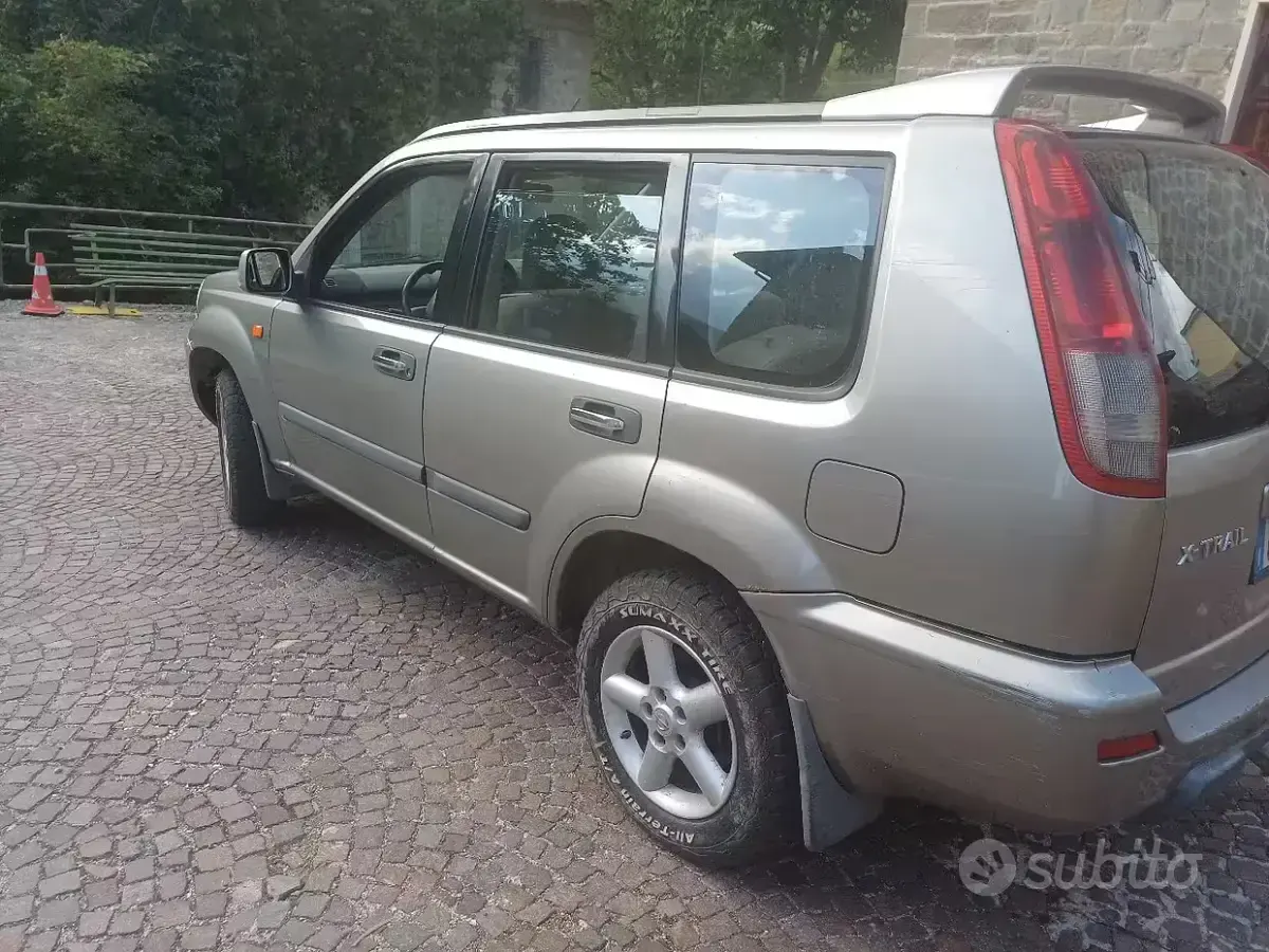Usata Nissan X-Trail 136 CV (100 kW) 2003 SUV