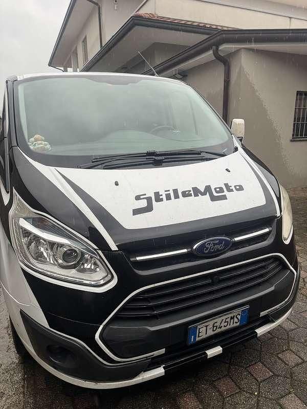Usata Ford Transit Custom 125 CV (91 kW) 2013