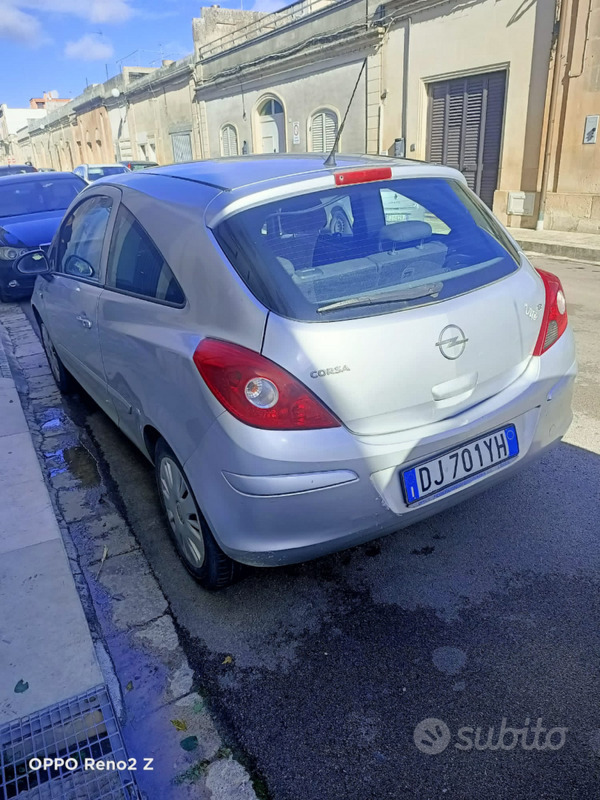 Usato 2007 Opel Corsa Benzin (3.700 €)