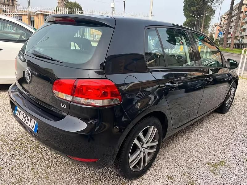 Usata VW Golf VI Comfortline 101 CV (74 kW) 2009 Nero Utilitaria