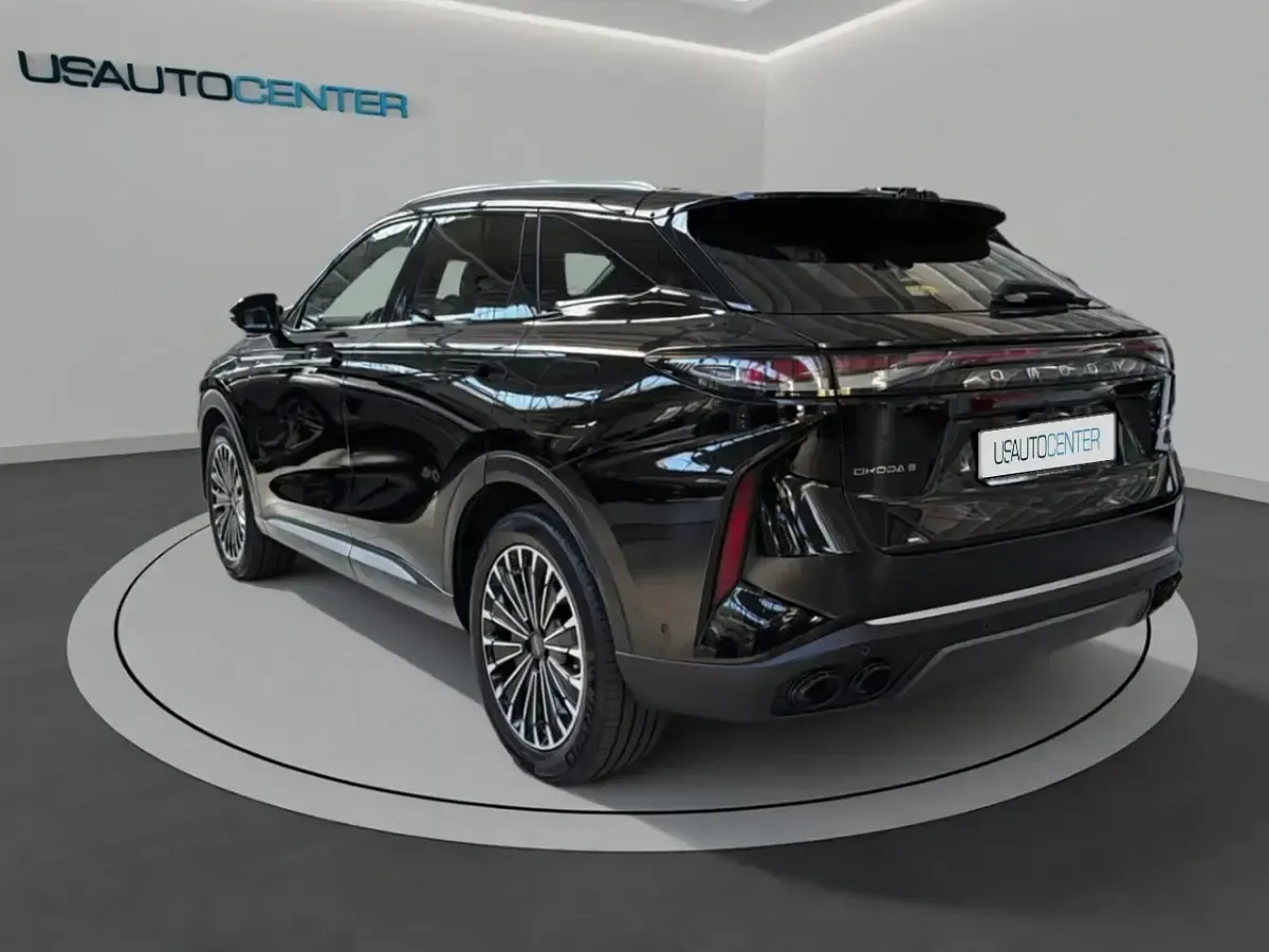 Usata Omoda 9 537 CV (394 kW) 2025 SUV