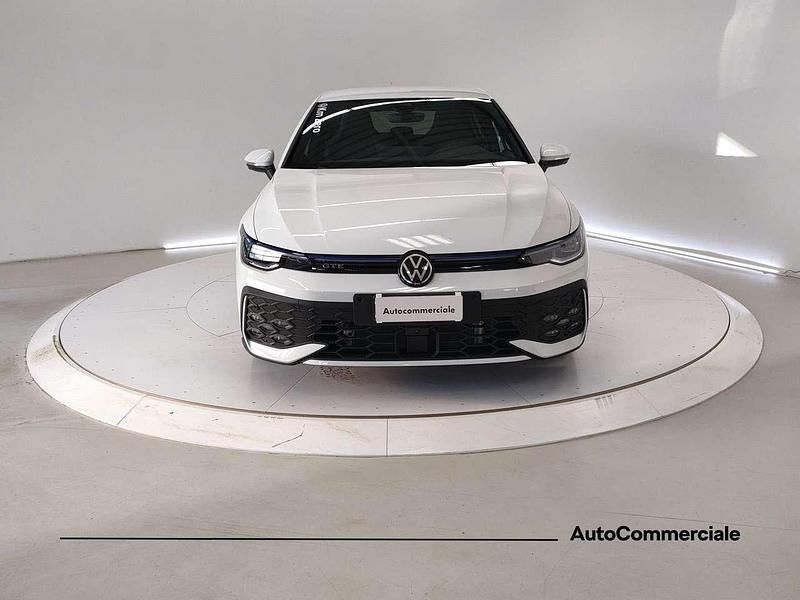 Nuova VW Golf VIII GTE 272 CV (200 kW) 2025 Bianco Utilitaria