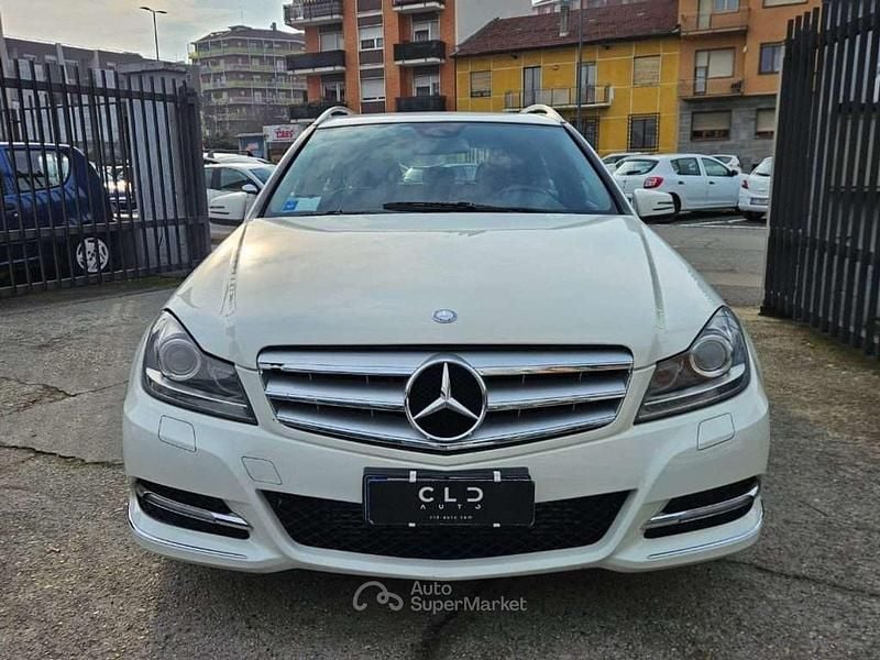 Usata Mercedes C200 Elegance 136 CV (100 kW) 2012 Bianco Station wagon