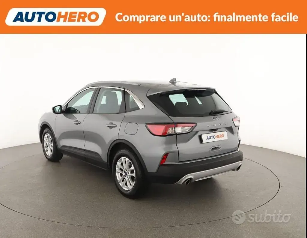 Usata Ford Kuga 120 CV (88 kW) 2021 Grigio SUV