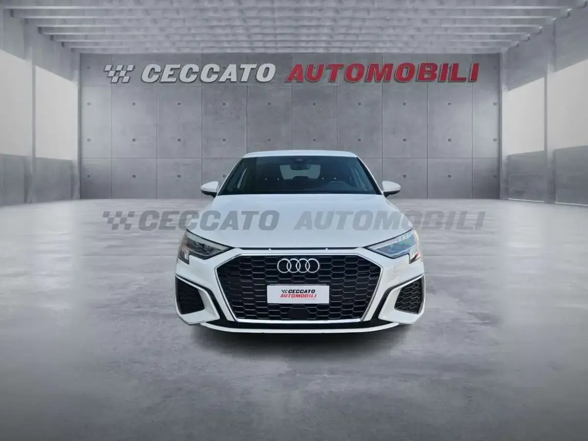 Usata Audi A3 S-Line 116 CV (85 kW) 2024 Bianco Berlina