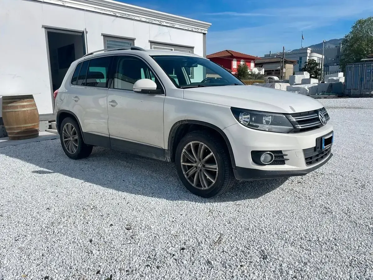 Usata VW Tiguan 140 CV (102 kW) 2012 Bianco SUV